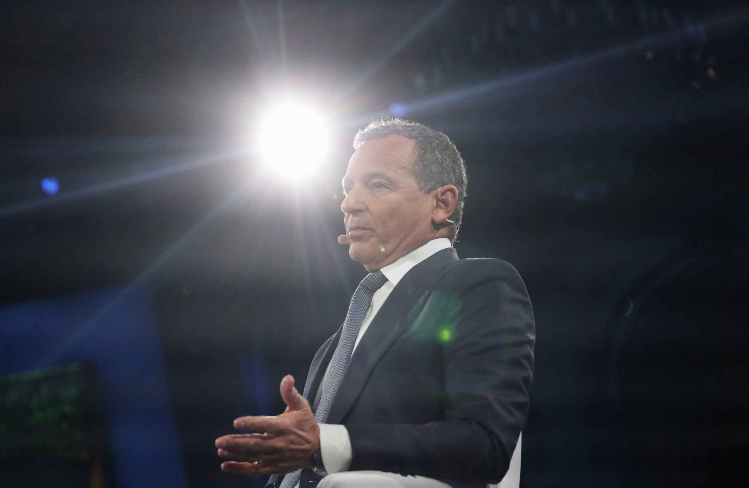 bob-iger-cede-la-direction-de-walt-disney-a-bob-chapek