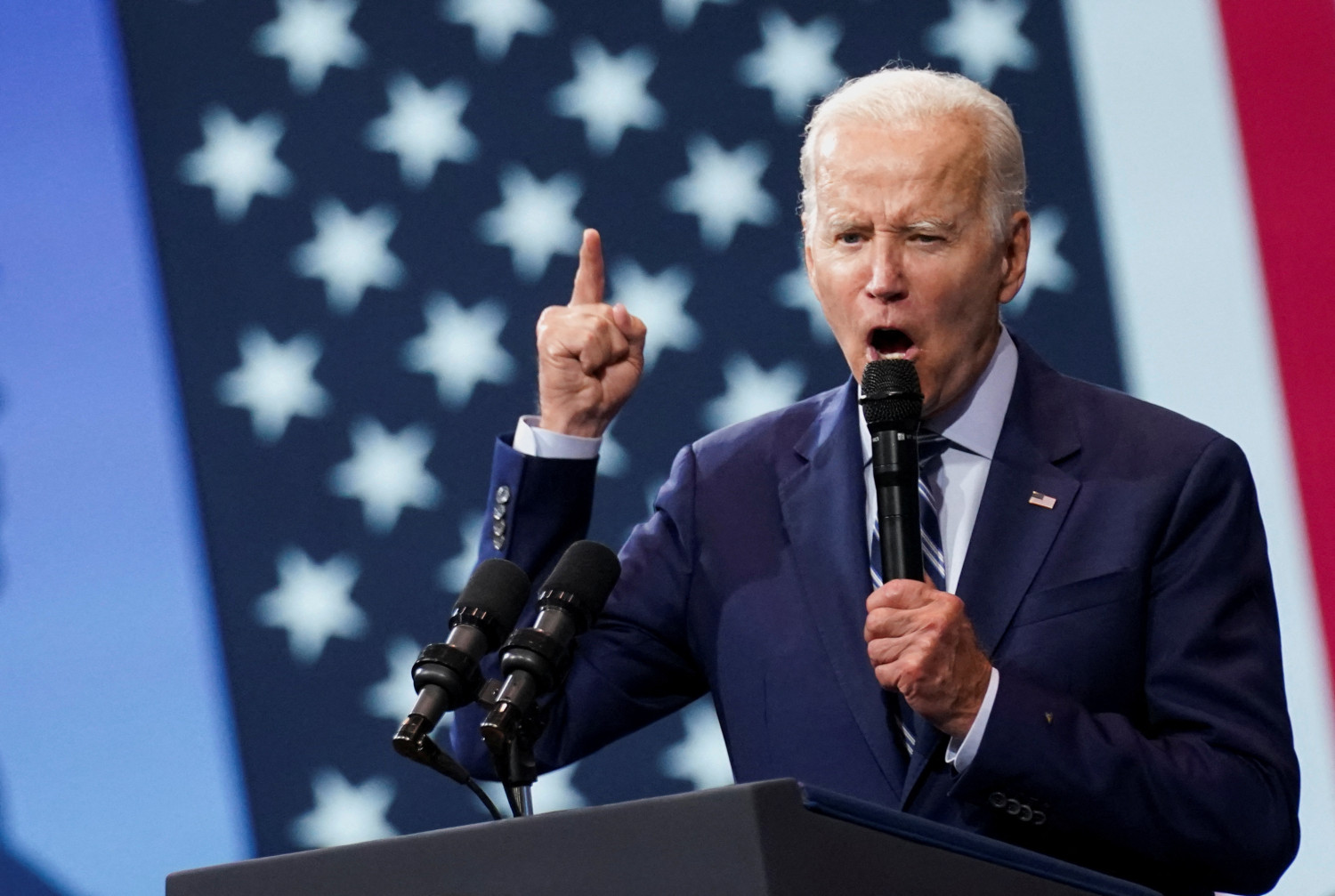 les etats unis ne permettront jamais a l iran de se doter de l arme nucleaire dit biden a lapid 20221005193819