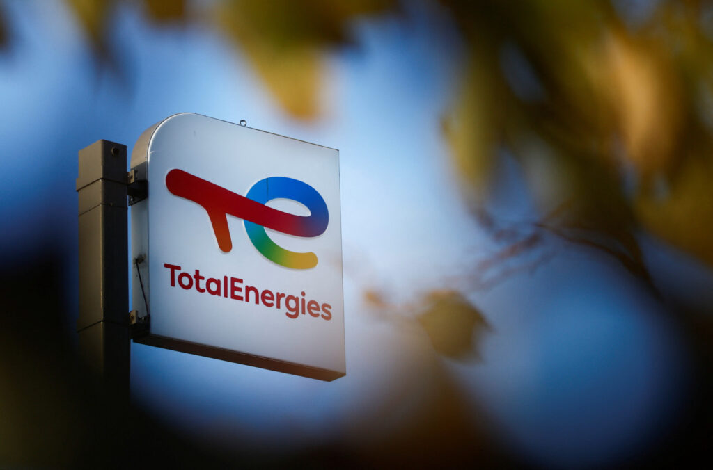 le logo de totalenergies a bouguenais