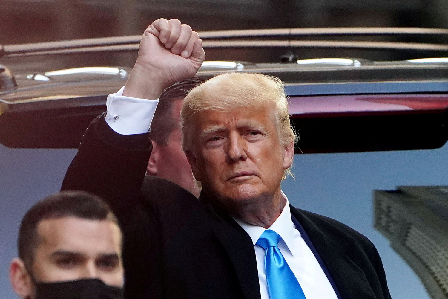 usa trump dit aux donateurs republicains qu il les aidera a gagner le congres en 2022