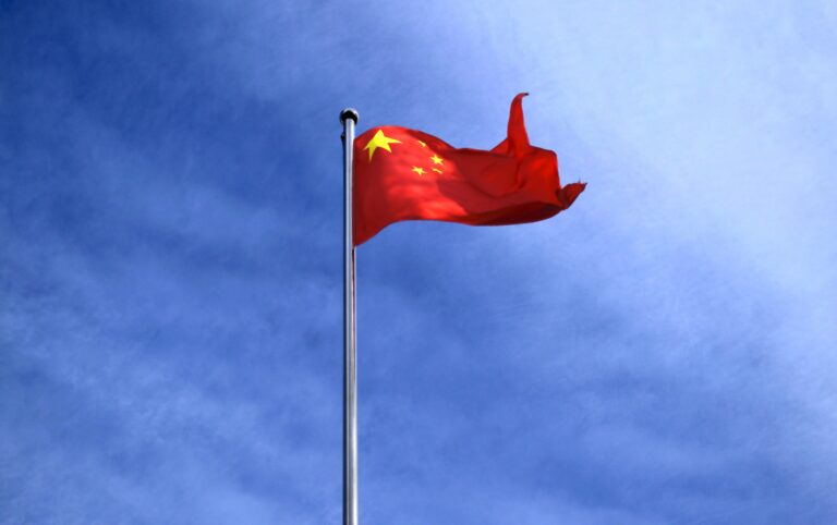 Signo mixto en las bolsas de Asia tras el repunte de los servicios en China