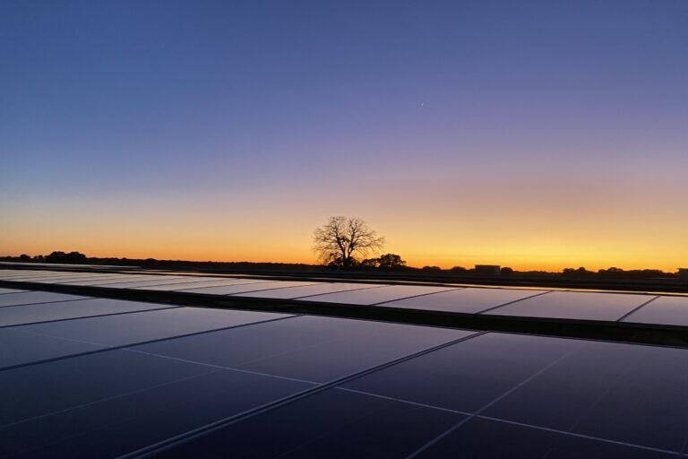 Solaria gana 90 millones, un 87% más, en un 2022 de récord