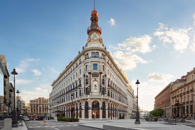 OHLA se anima en bolsa por la probable venta del Centro Canalejas de Madrid