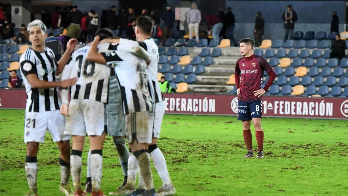 Partido disputado en Pasarón entre el Pontevedra y el Badajoz.