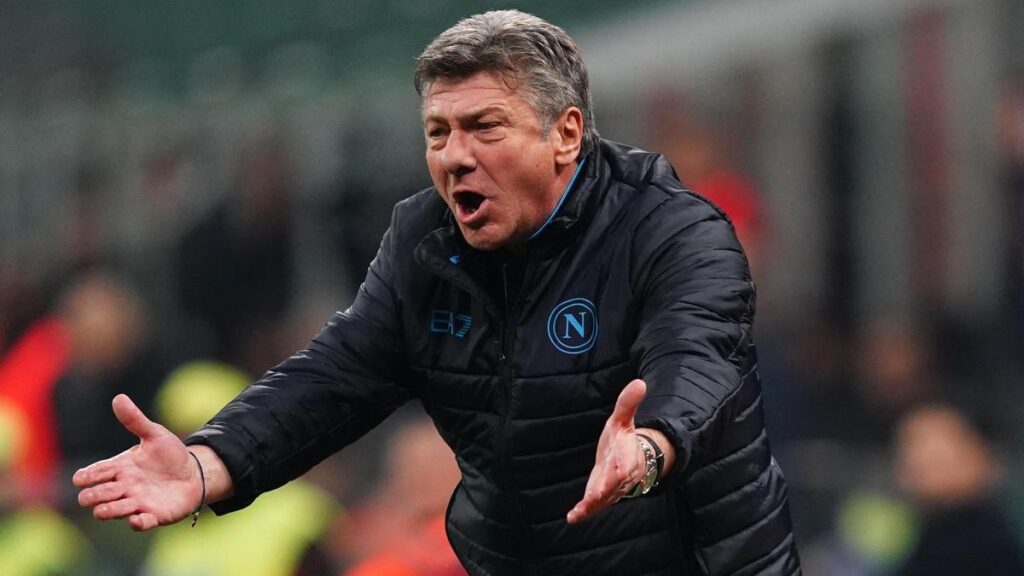 Walter Mazzarri durante el Nápoles contra el Milán