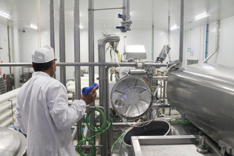 La facturación de la industria bajó un 1,9% en 2023 tras dos años de ascensos