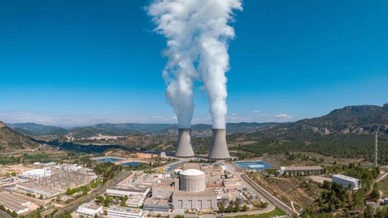 Vista panorámica de la Central Nuclear de Cofrentes.