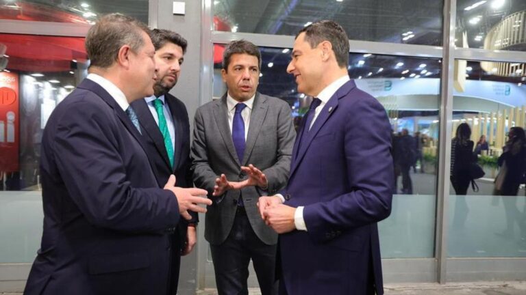 Los presidentes de Castilla-La Mancha, Murcia, Comunidad Valenciana y Andalucía, en Fitur.