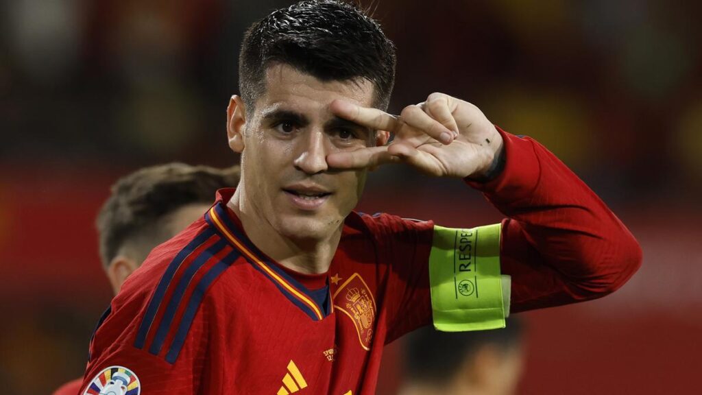 Morata: "La selección masculina ayuda mucho a la femenina"