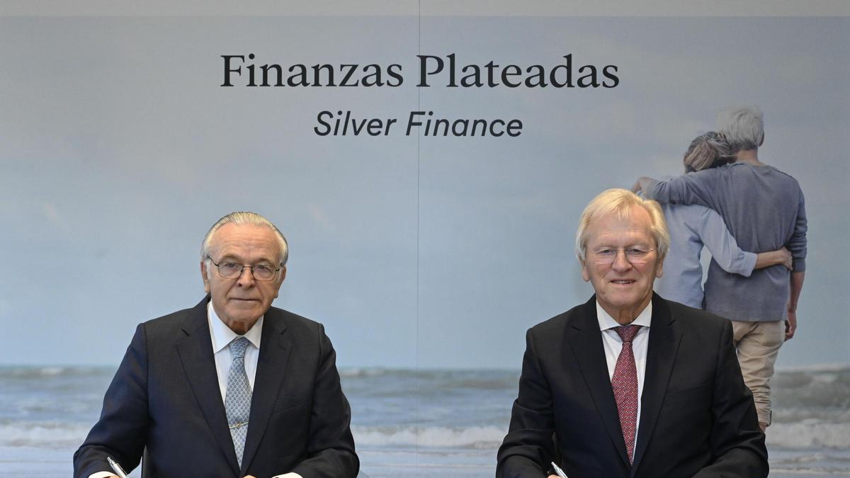 Fainé y Haasis, en el acto de firma del acuerdo en Barcelona