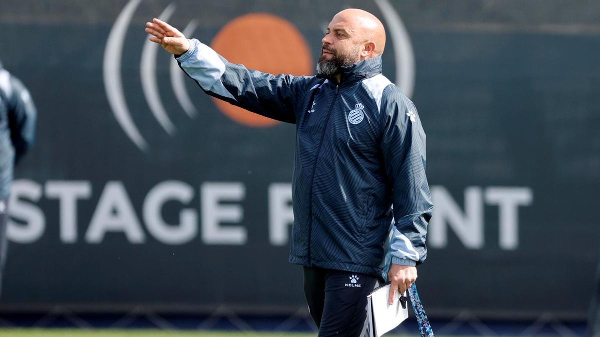 Manolo González, en un entrenamiento de esta semana en Sant Adrià.