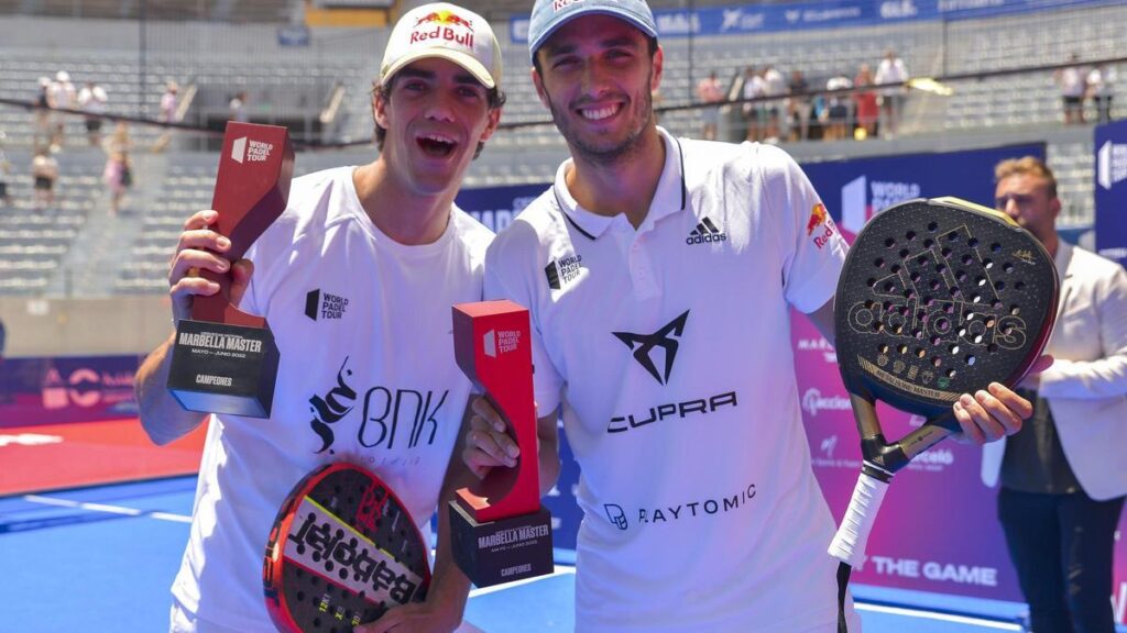 Ale Galán y Juan Lebrón, celebrando el Marbella Master de 2022