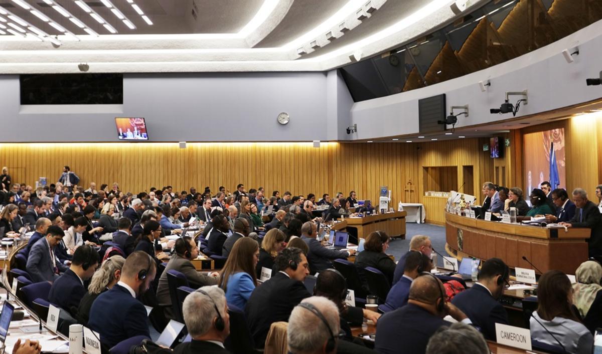 EMISIONES GEI | Aumenta el apoyo al primer impuesto global a las emisiones del transporte marítimo