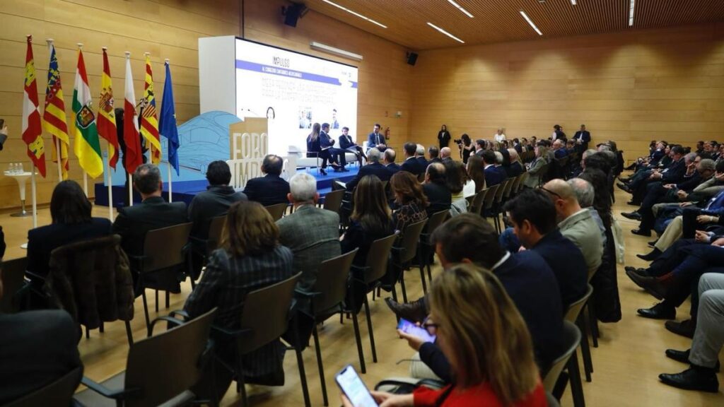 Un momento del Foro Impulso al Corredor Cantábrico-Mediterráneo.