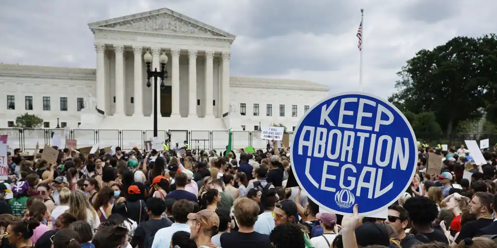 El Supremo de Estados Unidos duda de si puede prohibir la píldora abortiva