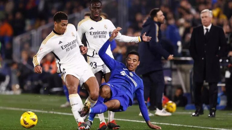 Mason Greenwood y Jude Bellingham, durante el Getafe-Real Madrid.