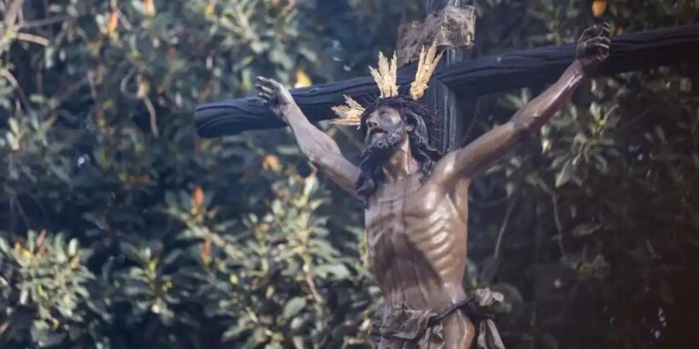 Todas las novedades y cambios de banda para la Semana Santa de Sevilla 2024