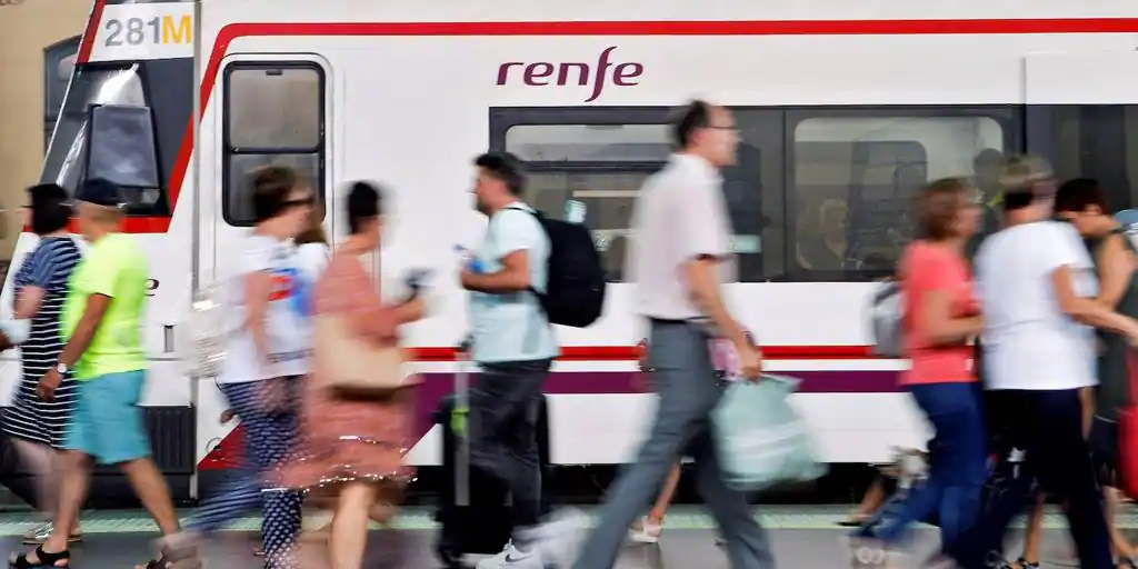 Renfe programa la circulación de trenes durante las 24 horas