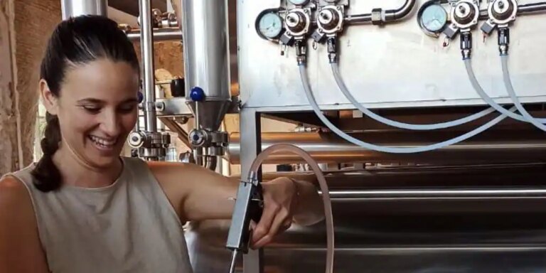 Estudiantes de la Universidad de Sevilla elaborarán una cerveza Cruzcampo