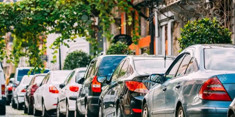 Los elementos del coche que hay que revisar antes de volver a usarlo tras mucho tiempo parado