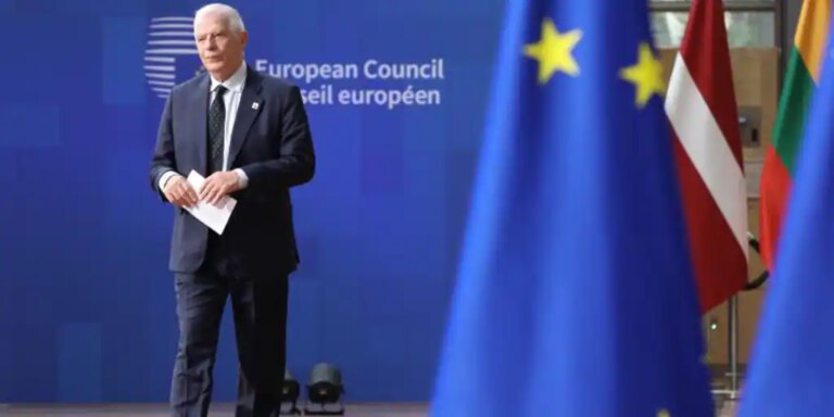 Borrell se perfila por descarte como candidato del PSOE a las europeas