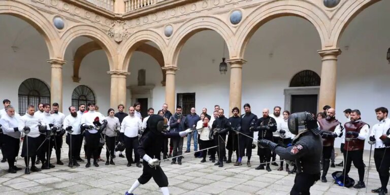 Toledo reúne a más de 200 practicantes de esgrima histórica de 25 salas de armas de España, Portugal e Italia