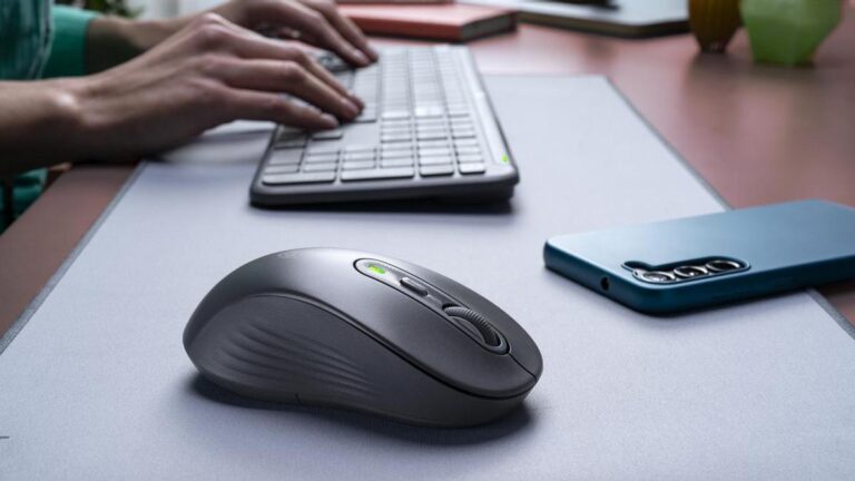 Combo Logitech.