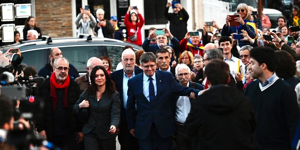 Puigdemont se presenta el 12M para «restituir» la Generalitat y sin renunciar a la independencia unilateral