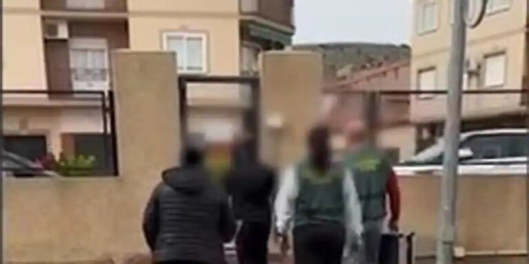 Localizan en Ciudad Real a una niña de 13 años embazada por segunda vez y casada con un joven de 19