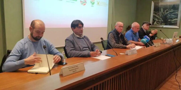 Los agricultores valencianos anuncian nuevas protestas cansados de «buenas palabras»: «Nos jugamos nuestro futuro»