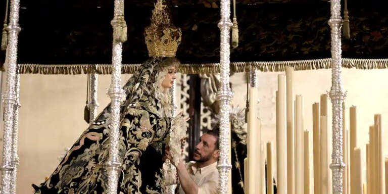Córdoba apura los preparativos de la Semana Santa mirando al cielo