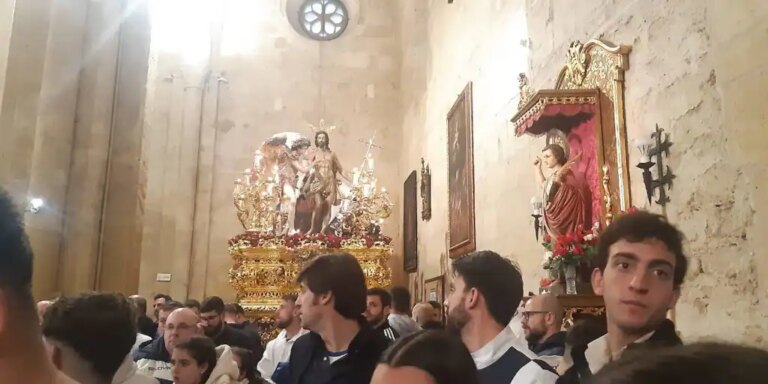 La hermandad del Resucitado de Córdoba también suspende su salida por la lluvia