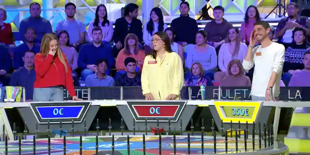 Un concursante de 'La ruleta de la suerte' causa estupor en el público con su calamitoso error