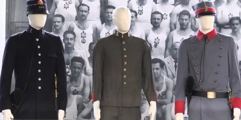 El primer helicóptero usado en 1975, un Papamóvil, o los  últimos drones: la exposición por el bicentenario de la Policía Nacional