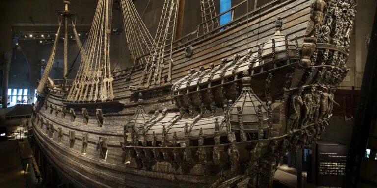La historia del mítico barco del XVII que se hundió el primer día de navegación