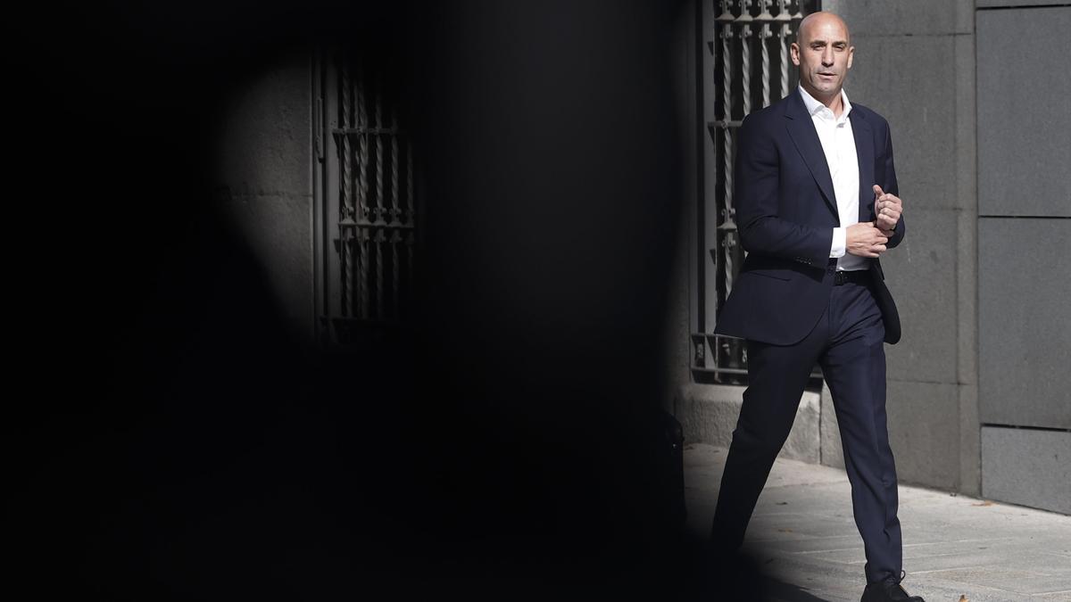DIRECTO | Llegada de Luis Rubiales a España