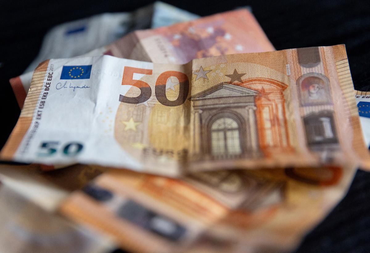 El crédito a familias cae en febrero un 2%, hasta 677.961 millones
