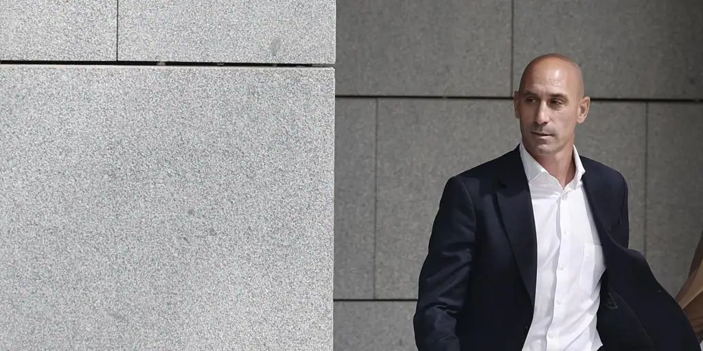 Rubiales será detenido, pero quedará en libertad hasta ser llamado por la juez