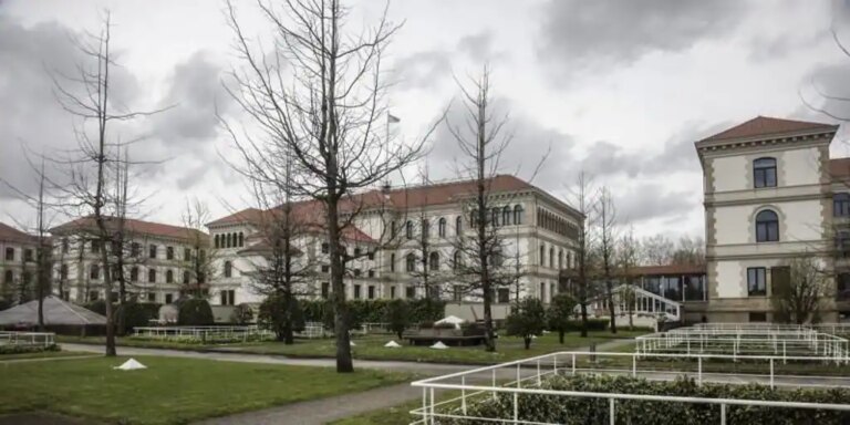 sin vicepresidencias, doce consellerías, cuatro caras nuevas y tres salidas