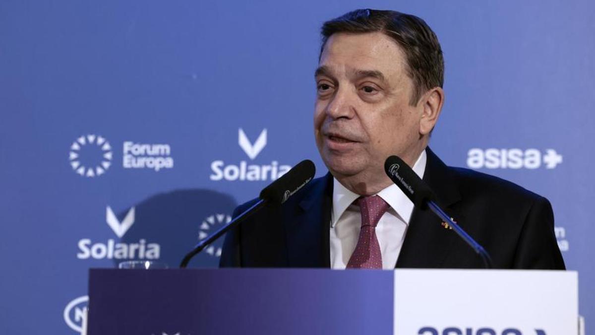 Luis Planas reconoce que "hay un problema de competencia desleal" en el sector primario