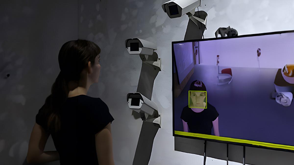 Actividad Hyperbias del festival Tech&amp;Play