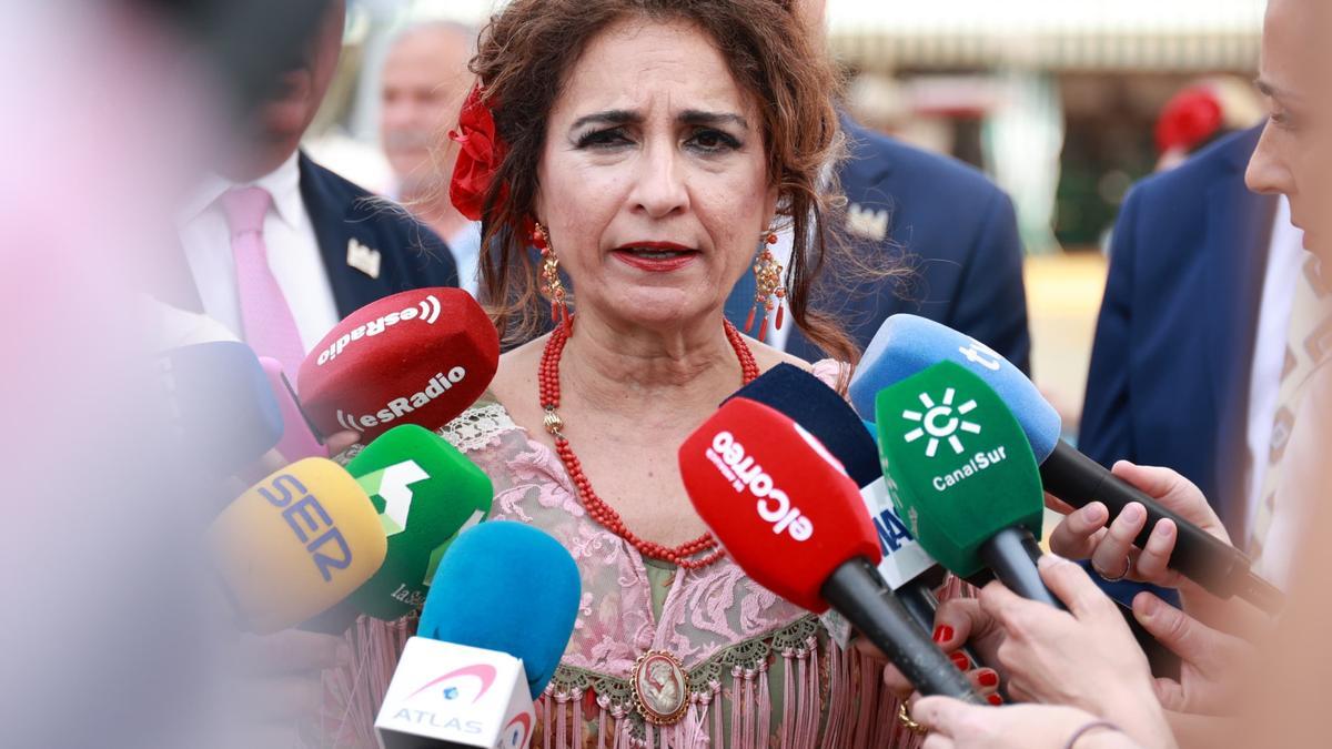Montero justifica citar a fiscales en la comisión del Congreso en que había que consensuar el listado con otros grupos