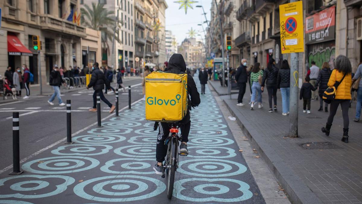 Un repartidor de Glovo en una imagen de archivo