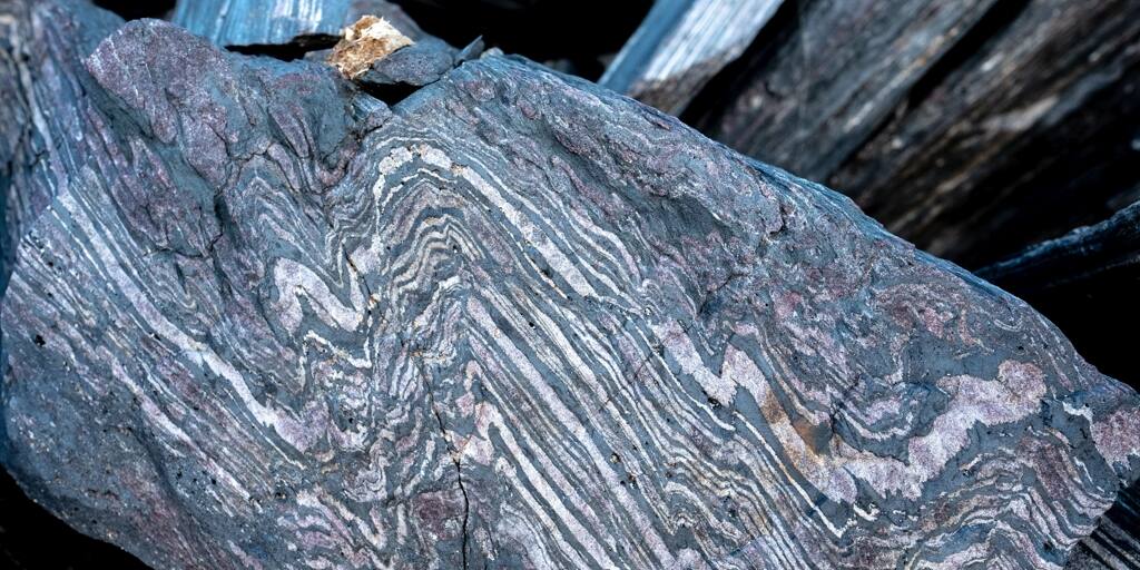 encuentran la evidencia más antigua del campo magnético terrestre