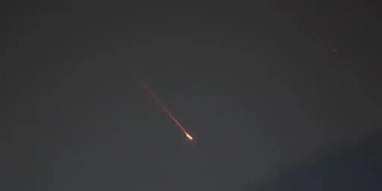 Israel y sus aliados regionales interceptan casi la totalidad de los más de 300 drones y misiles lanzados por Irán