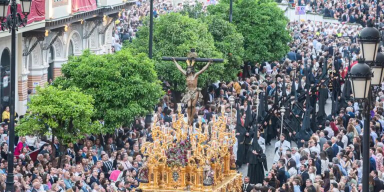El Cachorro y la Esperanza de Málaga saldrán por Roma en una única procesión