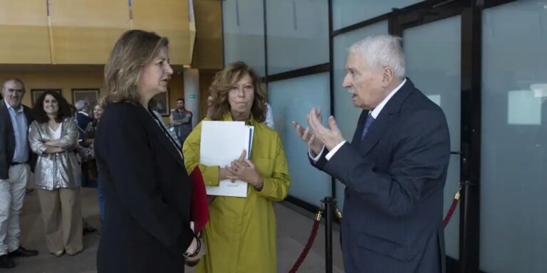 Joaquín Leguina, presidente de la Cámara de Cuentas de Madrid pese al rechazo del PSOE