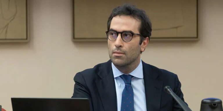 El Gobierno pedirá un asiento en el consejo de administración de Telefónica