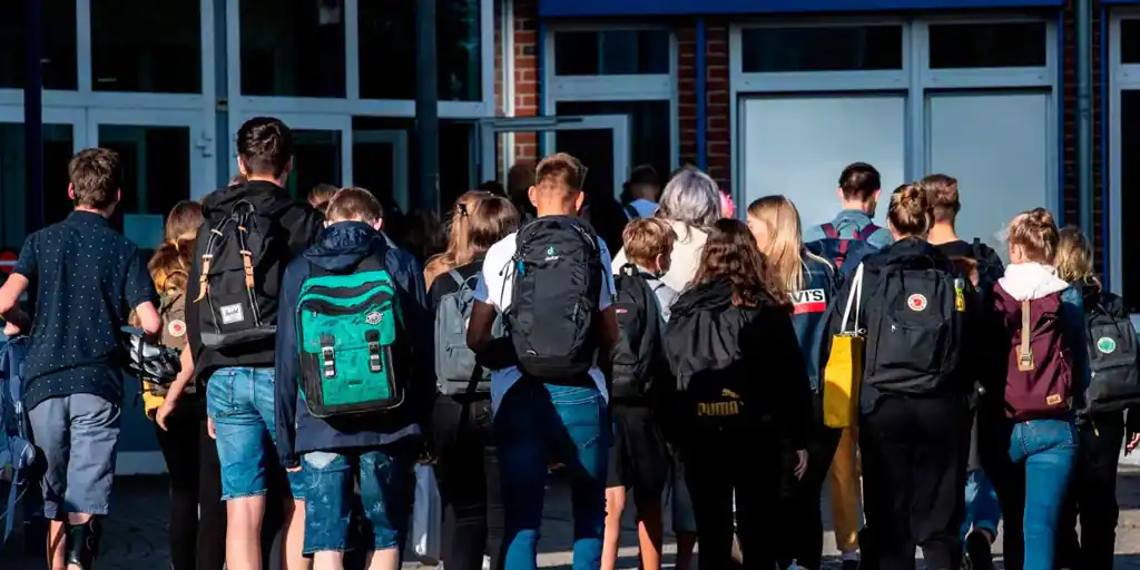 una oscura tendencia de TikTok inunda los colegios de Berlín