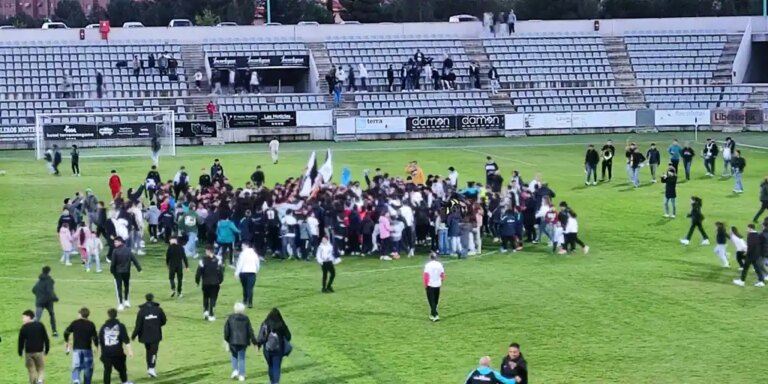 la Balompédica es campeón y asciende a Segunda RFEF